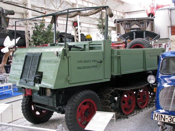 Deutz Waldschlepper 01m