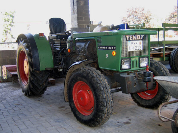 Fendt Farmer 204P 01m
