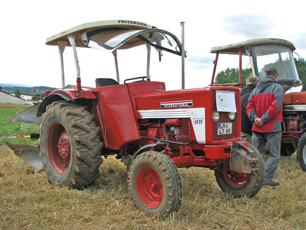 IHC McCormick 453 01m