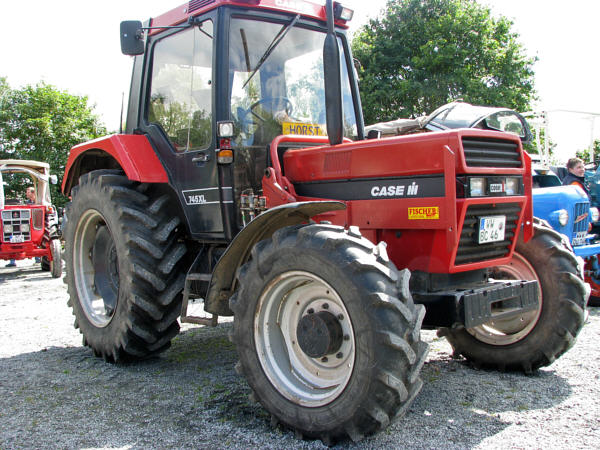 Case-IH 745XLA 01m