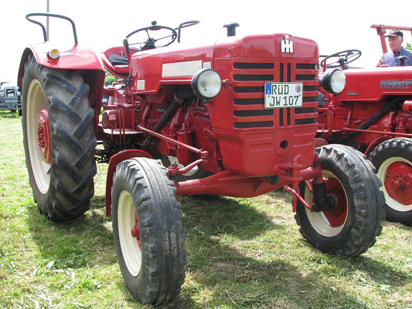 IHC McCormick D-440 01m