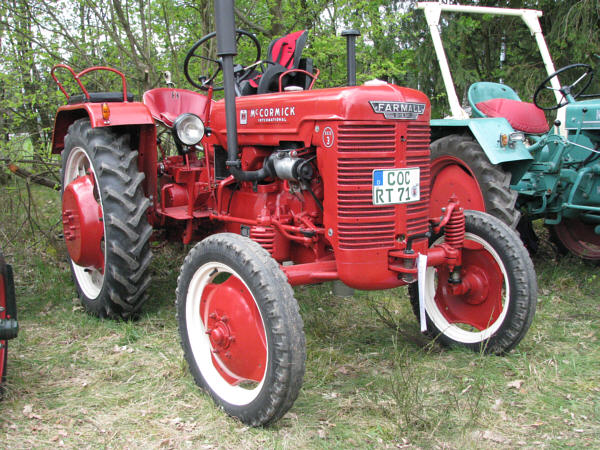 IHC McCormick DED3 1m