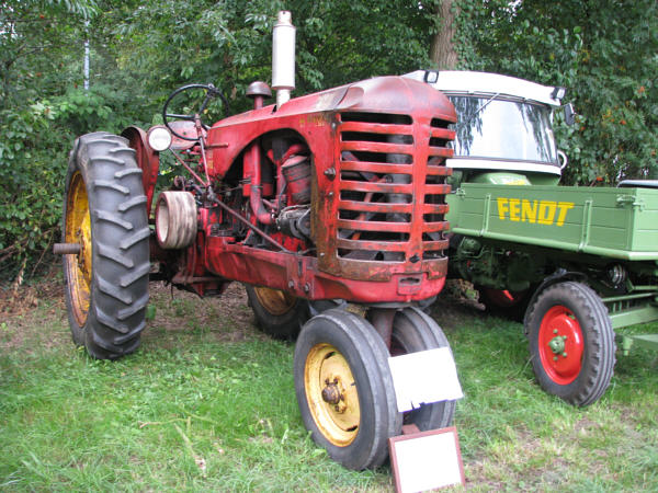 Massey Harris 44D 01m