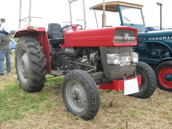 Massey Ferguson MF133 01m