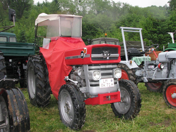 Massey Ferguson MF135 schmal 01m