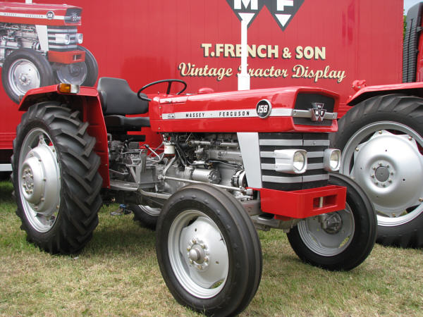 Massey Ferguson MF158 01m