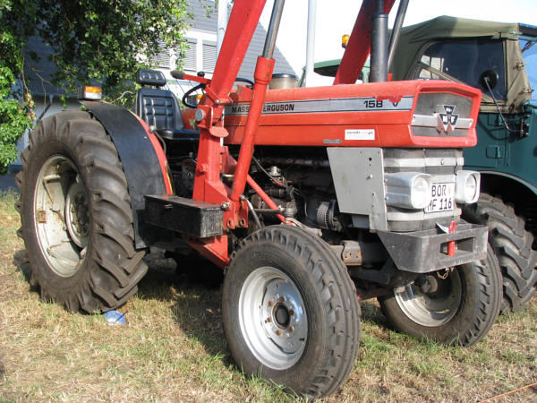 Massey Ferguson MF158V 01m