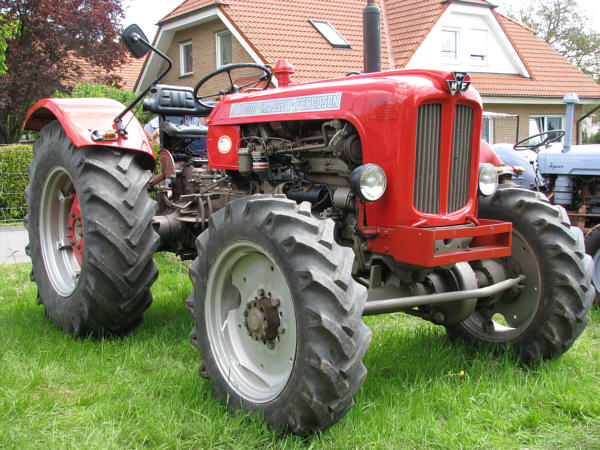 Massey Ferguson DT7000 01m