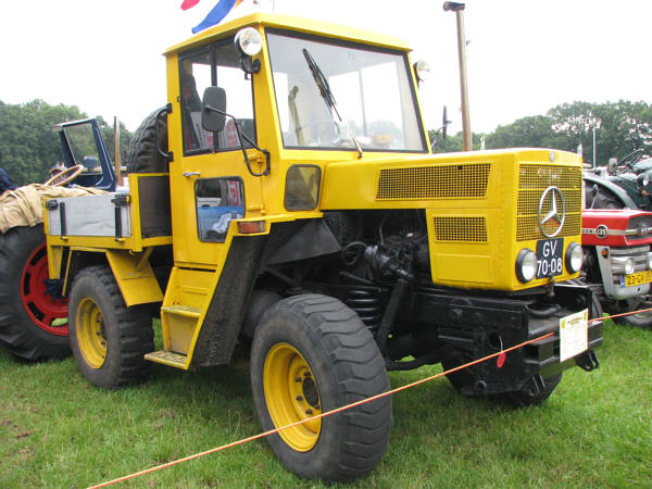 MB-Trac 700 01m