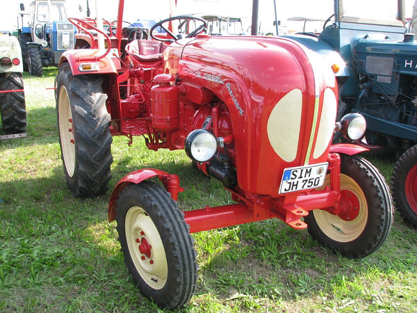 Porsche Standard 217T 01m