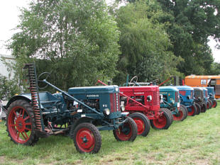 Nordhorn Hanomag R12 eckige und runde  Haubenform